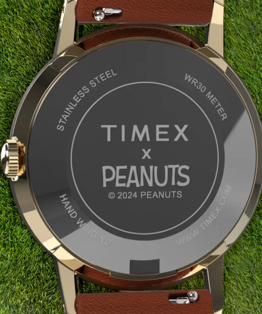 El partido perfecto: Peanuts x Timex Marlin Snoopy Tennis, el regalo ideal para los amantes del tenis Caseback