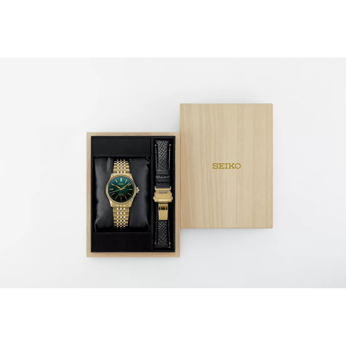 Seiko Presage HCC009J1 wooden presentation box with bracelet and extra strap