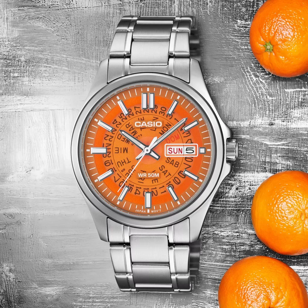 출시 예정 Casio MTP-E740-4AV의 오렌지 다이얼