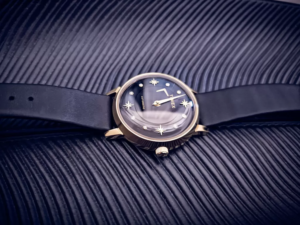 Timex Celestial Opulence Automatic TW2T86300 Review Beautiful Design But Mind The Scratches Case Profile