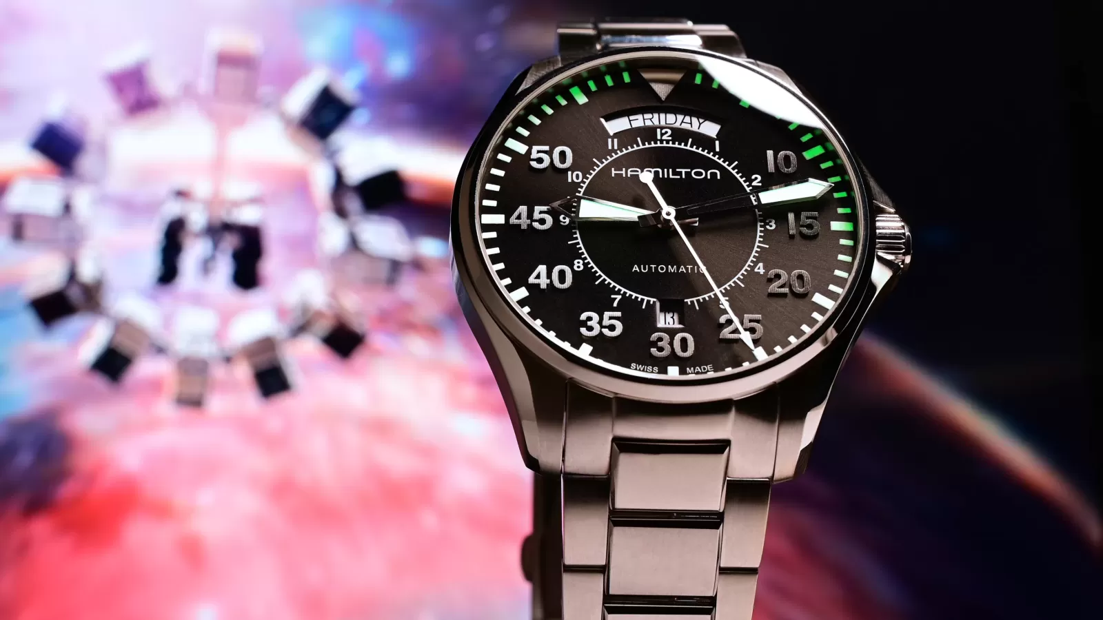 Hamilton Cooper H64615135 against the Interstellar